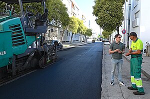 Jaime Espinar ha visitado las obras de asfaltado de la calle Bélgica