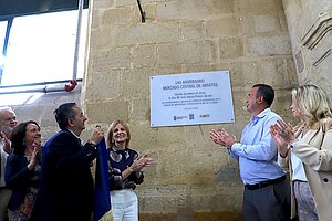 La alcaldesa preside acto 140 aniversario Mercado de Abastos