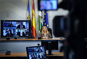 La alcaldesa durante la presentación