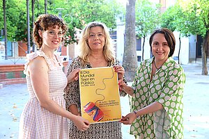 Nela García presenta la actividad Tejer en Público
