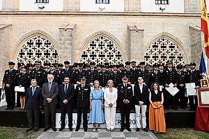 Fotografía de familia del evento
