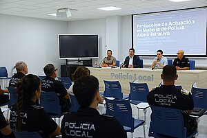 Ignacio Martínez y Jaime Espinar asisten a los cursos de formación de las VTC