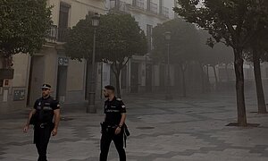 La Policía Local ha colaborado en la extinción del incendio de la calle Remedios