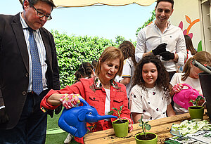 La alcaldesa inaugura el Aula de la Naturaleza del CEIP San José Obrero