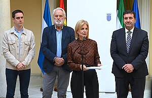 La alcaldesa ha pedido una reunión a los ministros del Interior y Fomento