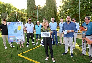 La alcaldesa presenta la remodelación del campo de fútbol de San Ginés