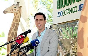 Archivo. Jaime Espinar informa que se va a iniciar un proyecto para el parque de Pozoalbero