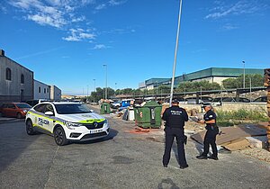 Agentes de la Policía Local en uno de los polígono de Jerez