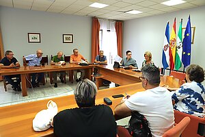 Jaime Espinar y Carmen Pina se reúnen con federaciones de vecinos