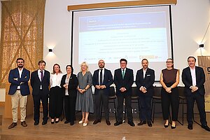 Nela asiste a una jornada de FP Dual