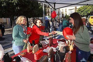 Nela García destaca el éxito del primer San Valentín Street Market