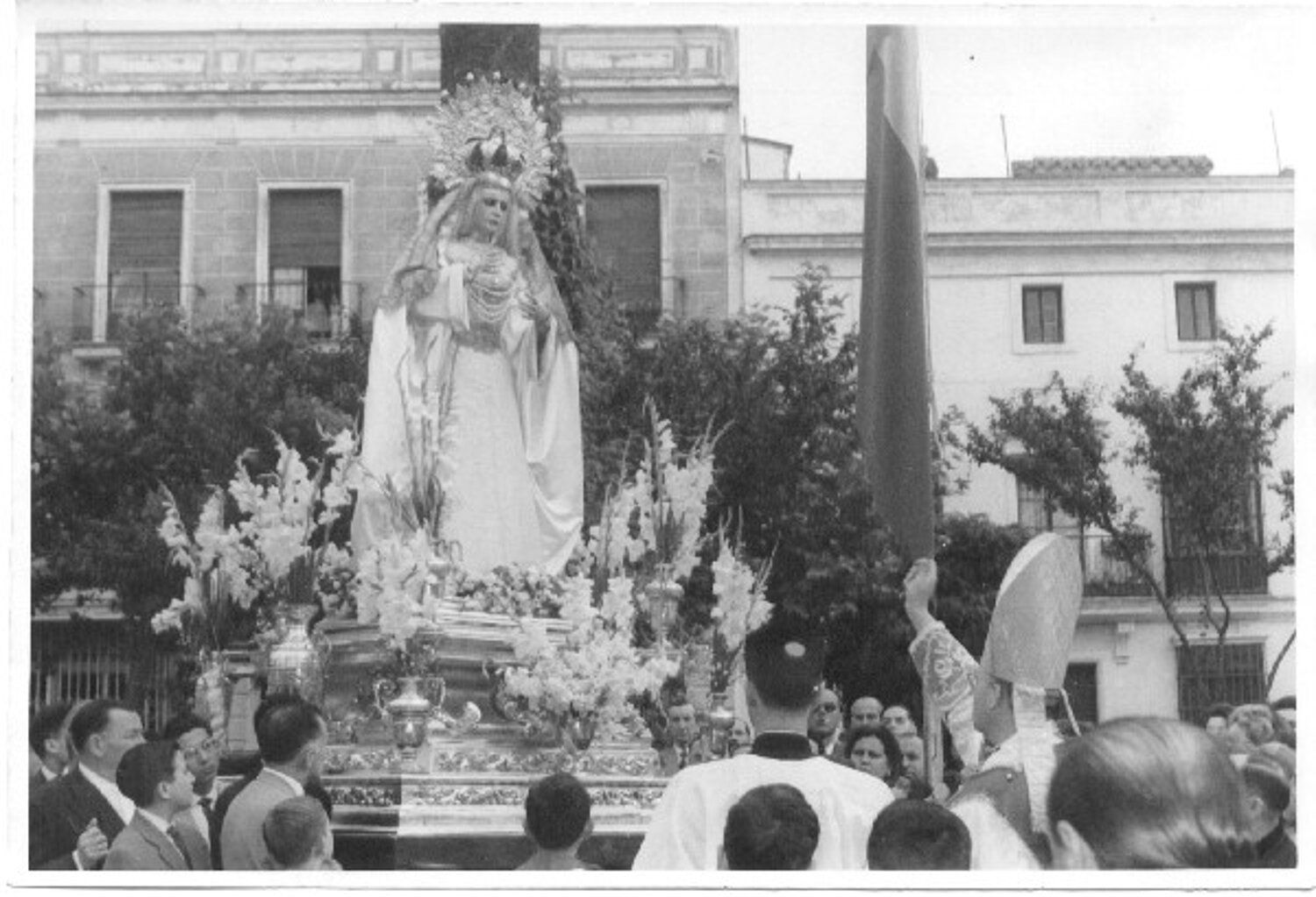 Imagen de la bendición de la Virgen de la Estrella