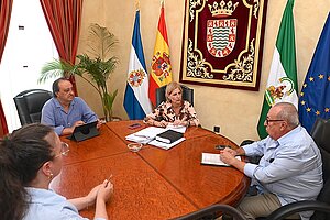 La alcaldesa se reúne con el presidente de la Asociación Xacobea