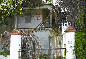 Archivo. Las fincas de calle Taxdirt en las que se construirán 56 viviendas
