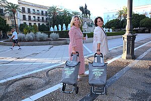 Nela García y la presidenta de Acoje presentan una nueva campaña de la entidad