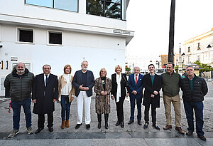 Alcaldesa colocación rótulo Parada y Barreto
