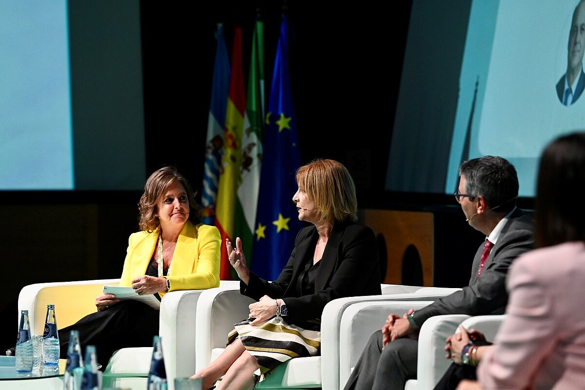 La alcaldesa anuncia en el Congreso Internacional sobre Cambio ...