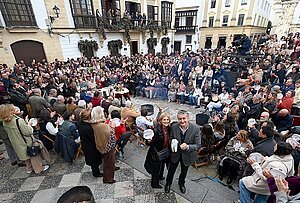 Alcaldesa y consejero de Presidencia en la Zambomba BIC