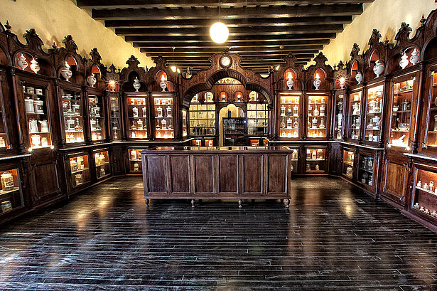 Farmacia del Alcázar de Jerez. Foto cedida por Juan Sánchez Ortega - Sortega Fotografía Farmacia del Alcázar de Jerez. Foto cedida por Juan Sánchez Ortega - Sortega Fotografía