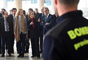 La alcaldesa y la infanta Elena inauguran la Semana de la Prevención de Incendios