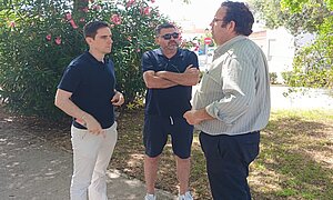 Jaime Espinar mantiene un encuentro con el alcalde de La Barca para analizar el nuevo contrato de parques y jardines