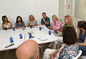 Alcaldesa se reúne con Asociación Contra el Cáncer