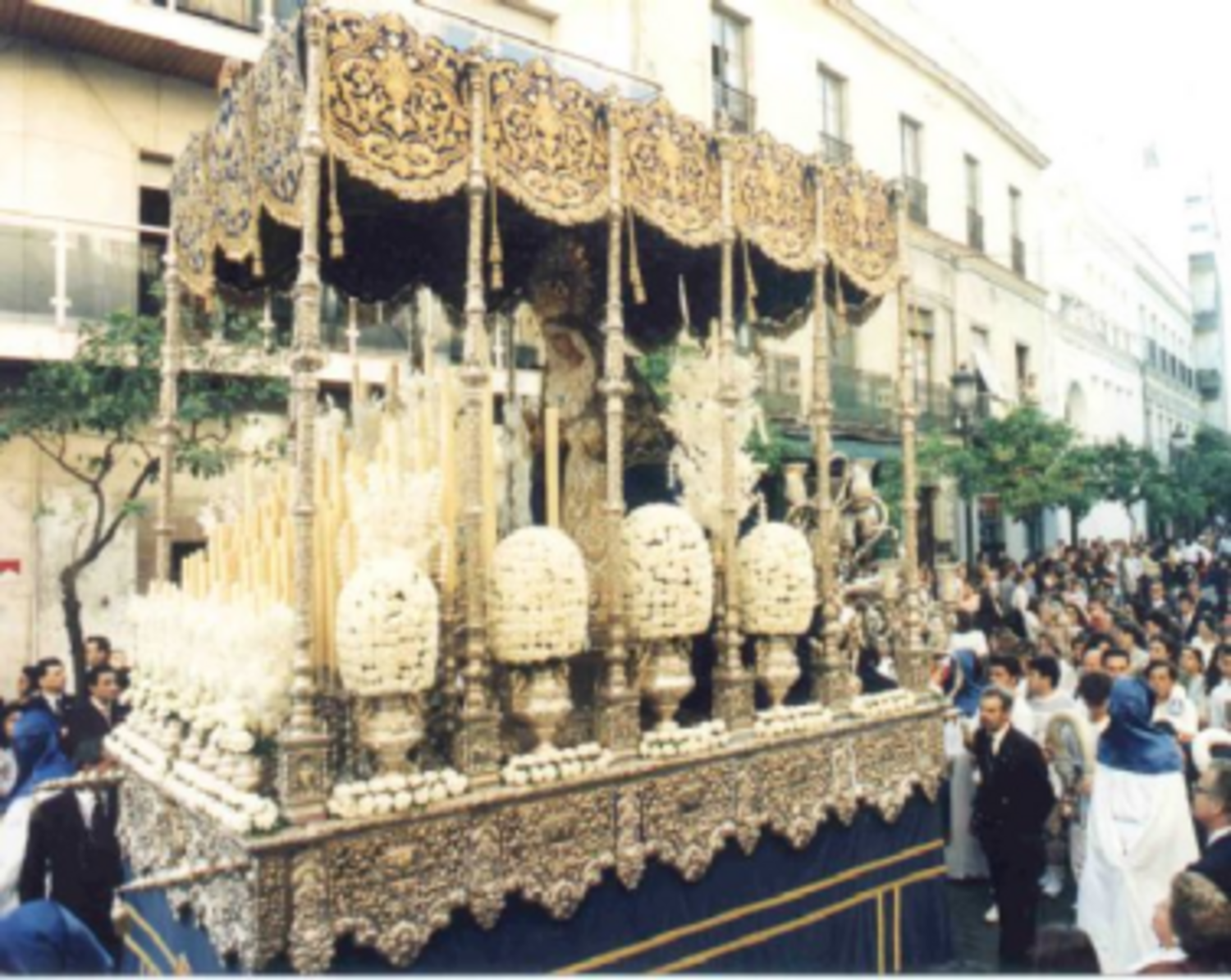Imagen paso de palio de la Estrella