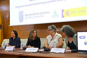 Susana Sánchez y Nela García asisten a la clausura del Programa Mediadores por la Igualdad