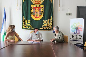 Francisco Camas durante la reunión