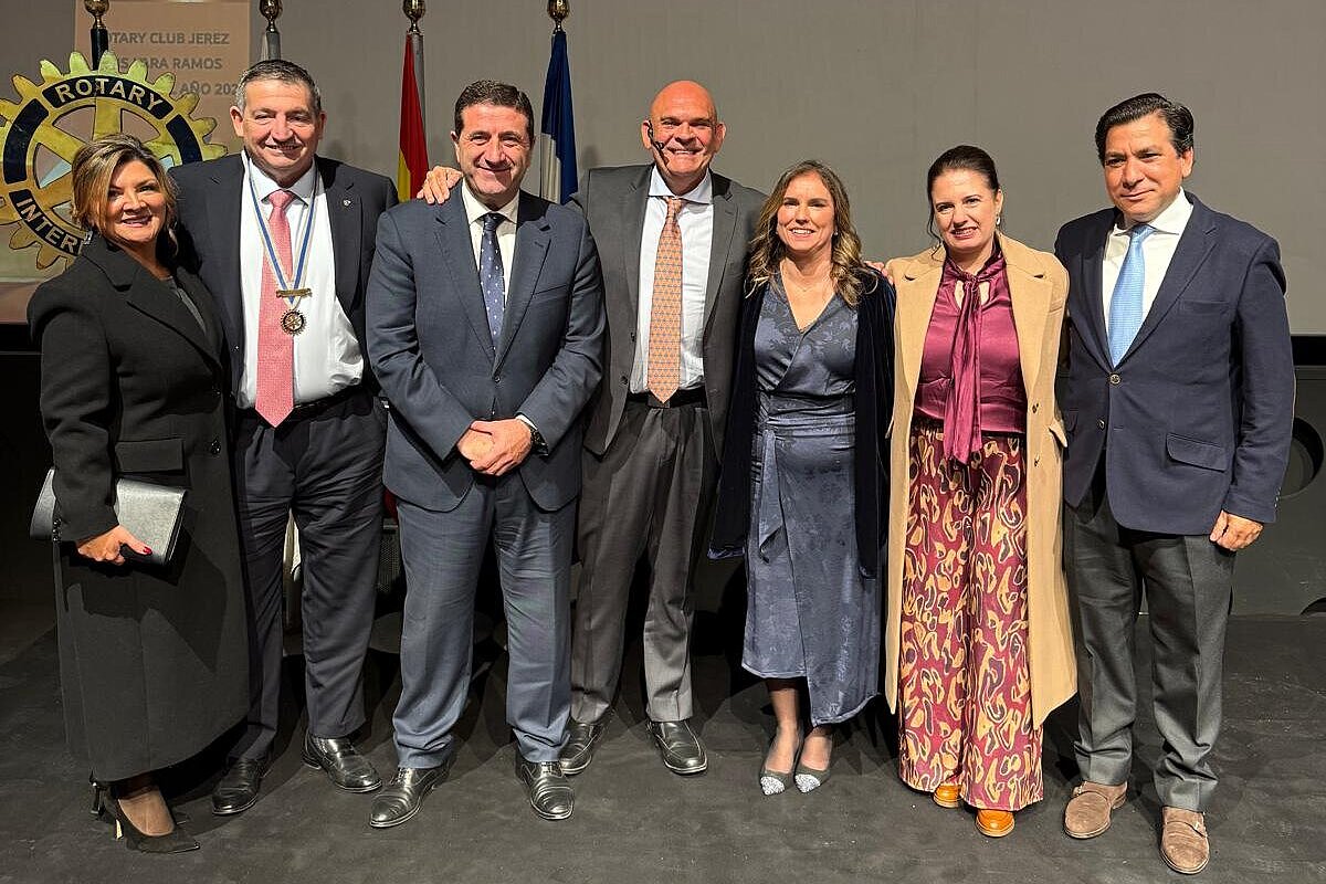 Luis Lara recibe el galardón Jerezano del Año