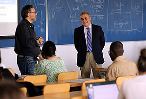 Antonio Real durante su intervención