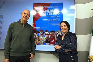 Nela García y el presidente de Adecosur presentan campaña de comercio para escolares