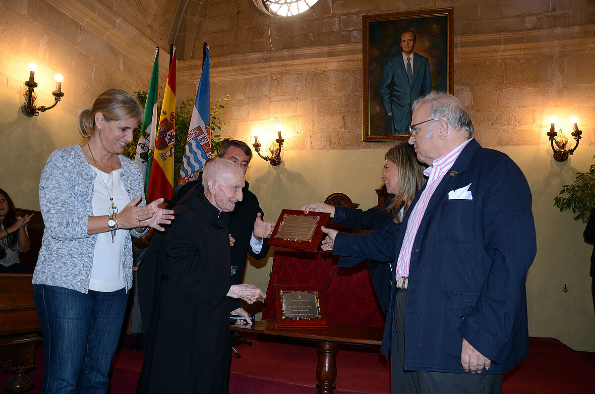 La alcaldesa preside el acto institucional del Día Internacional de las ...