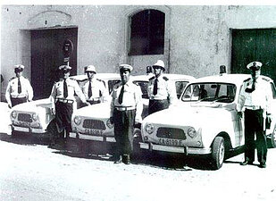Presentación de Patrullas Renault 4.