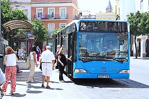 Archivo. El Ayuntamiento contra el mantenimiento y reparación de las cajas de cambio de los autobuses urbanos