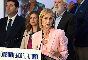 La alcaldesa informa que el Ayuntamiento ha cumplido la estabilidad presupuestaria y la regla del gasto