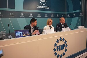 La alcaldesa ha inaugurado un encuentro del proyecto pionero EDINT