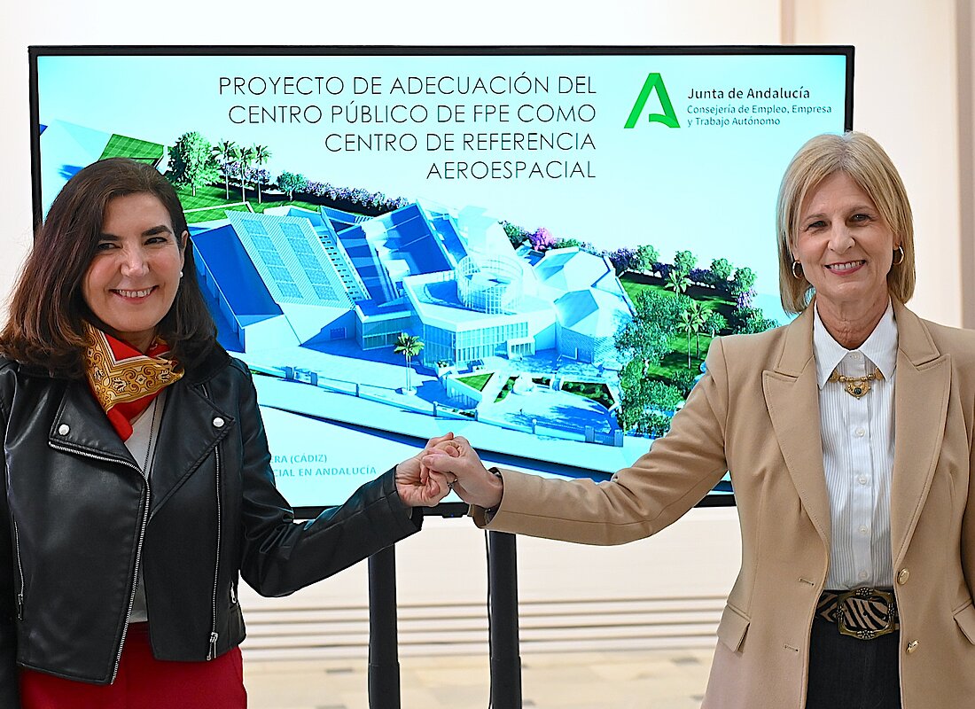 La alcaldesa y la consejera presentan el futuro centro aeroespacial