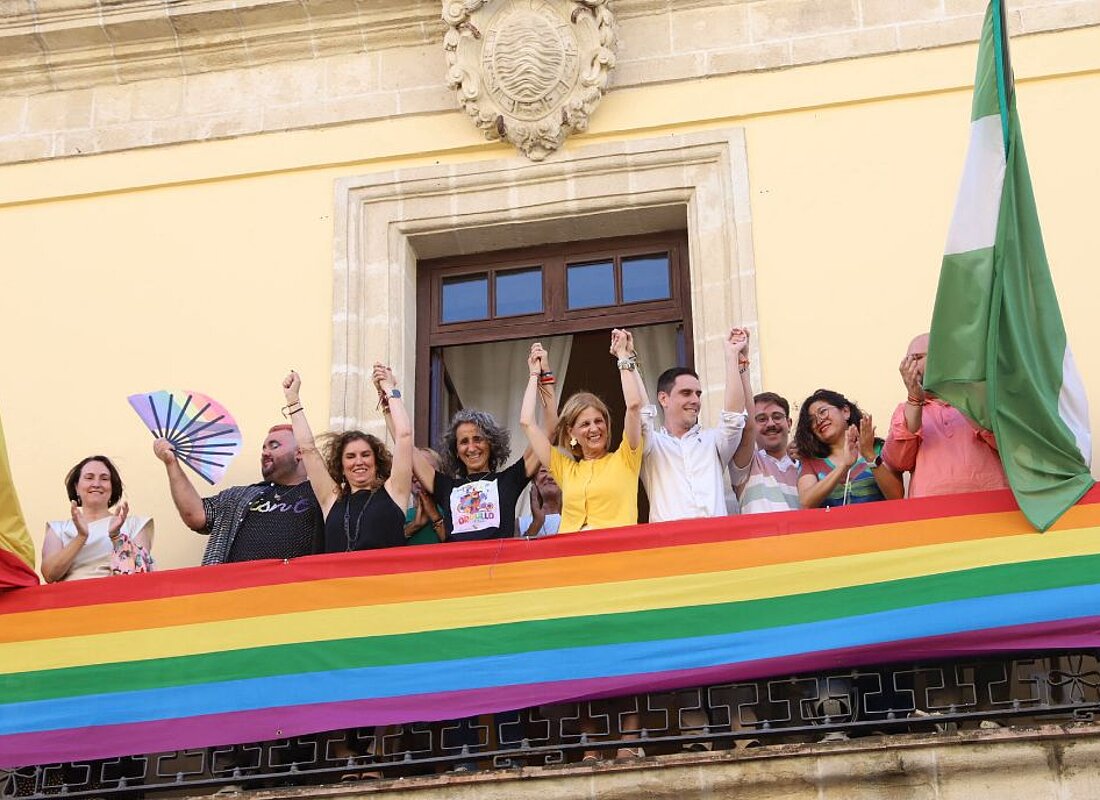 La alcaldesa ha presidido los actos institucionales del Día del Orgullo