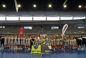 Alcaldesa recibe a DKV Jerez