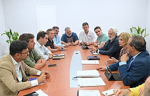 La alcaldesa se ha reunido con la Asociación de Caseteros