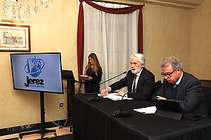 Agustín Muñoz y Antonio Real informan a la Mesa de Turismo de la programación de Fitur