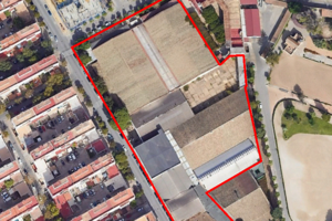 El Ayuntamiento adjudica una parcela de la calle Pizarro