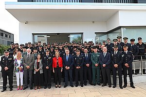 La alcaldesa y el consejero de Presidencia inaugural el curso en la Escuela de Policía Local de Jerez