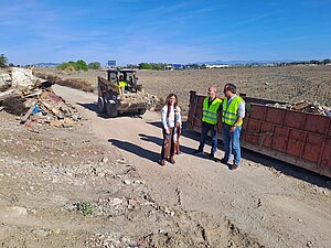 Susana Sánchez supervisa la limpieza de escombros y vertidos ilegales