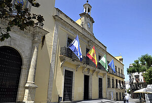 Fotografía de archivo de la fachada del Ayuntamiento