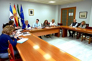 Archivo. El Consejo de Administración de Comujesa aprueba la ampliación de la plantilla de ayuda a domicilio