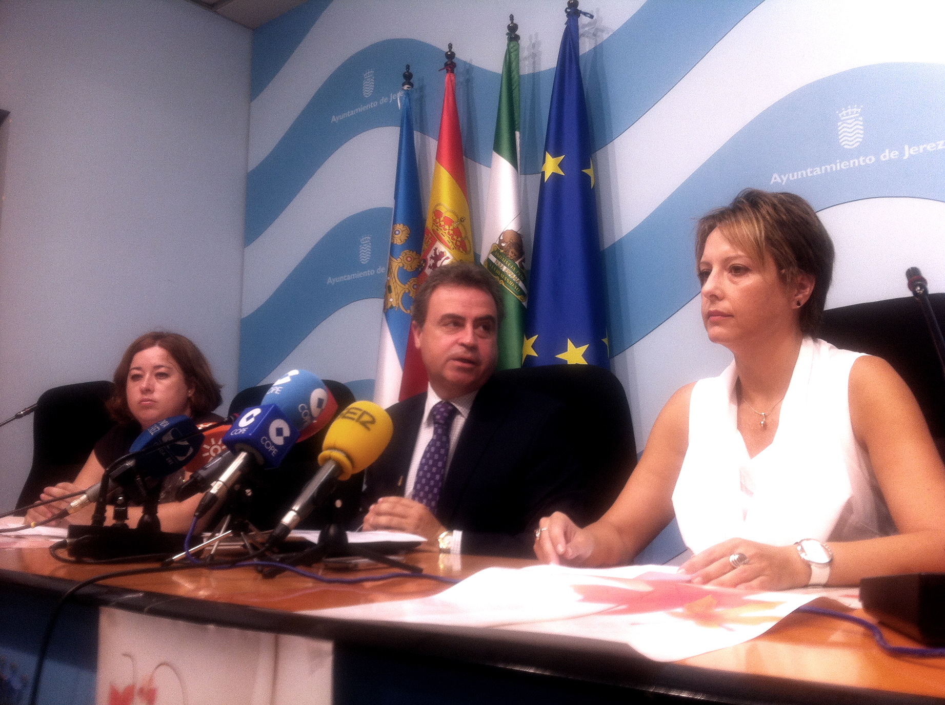 Imagen de la rueda de prensa de presentación de los cursos