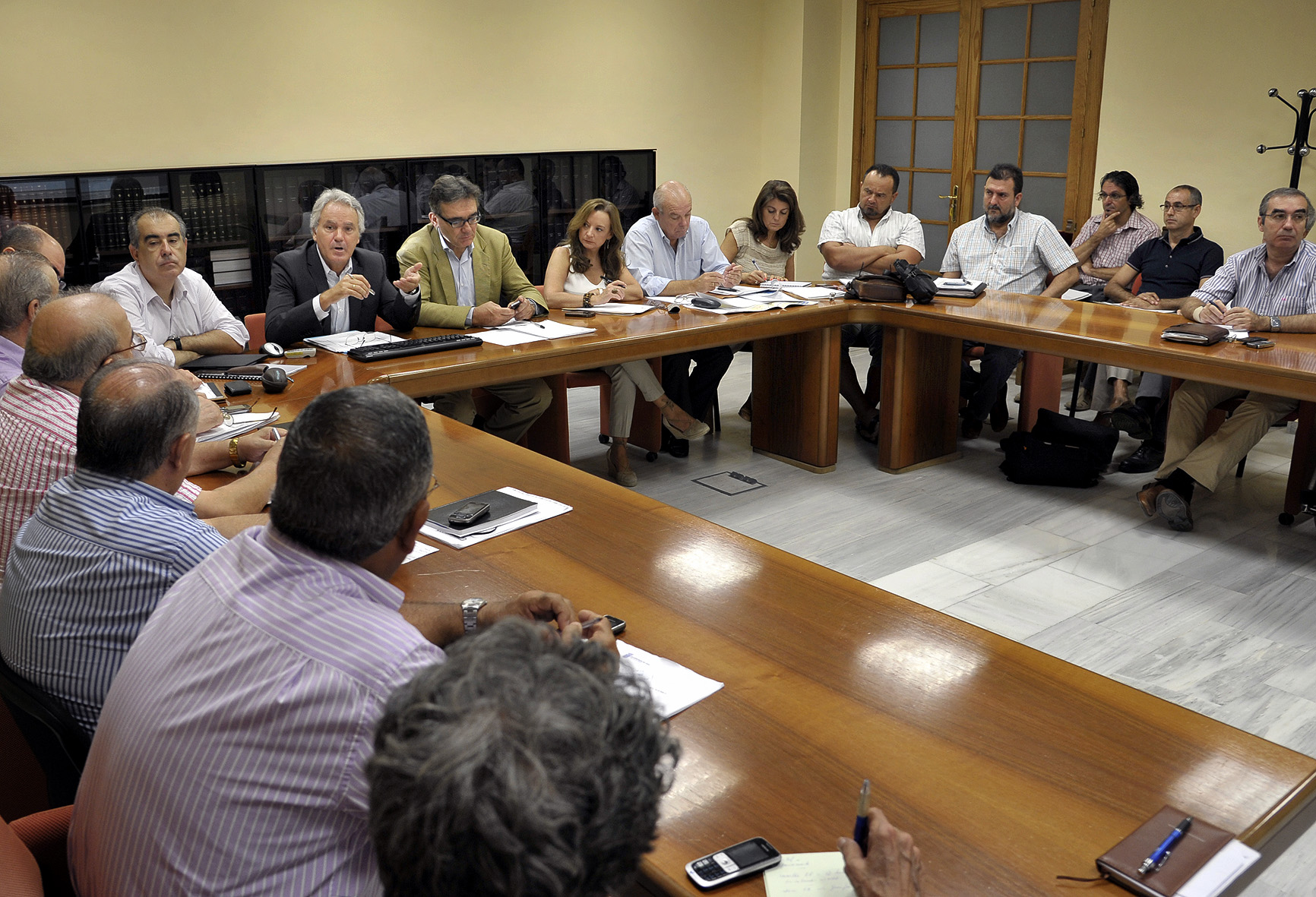 La Mesa de Movilidad presenta el borrador de la nueva red de autobuses