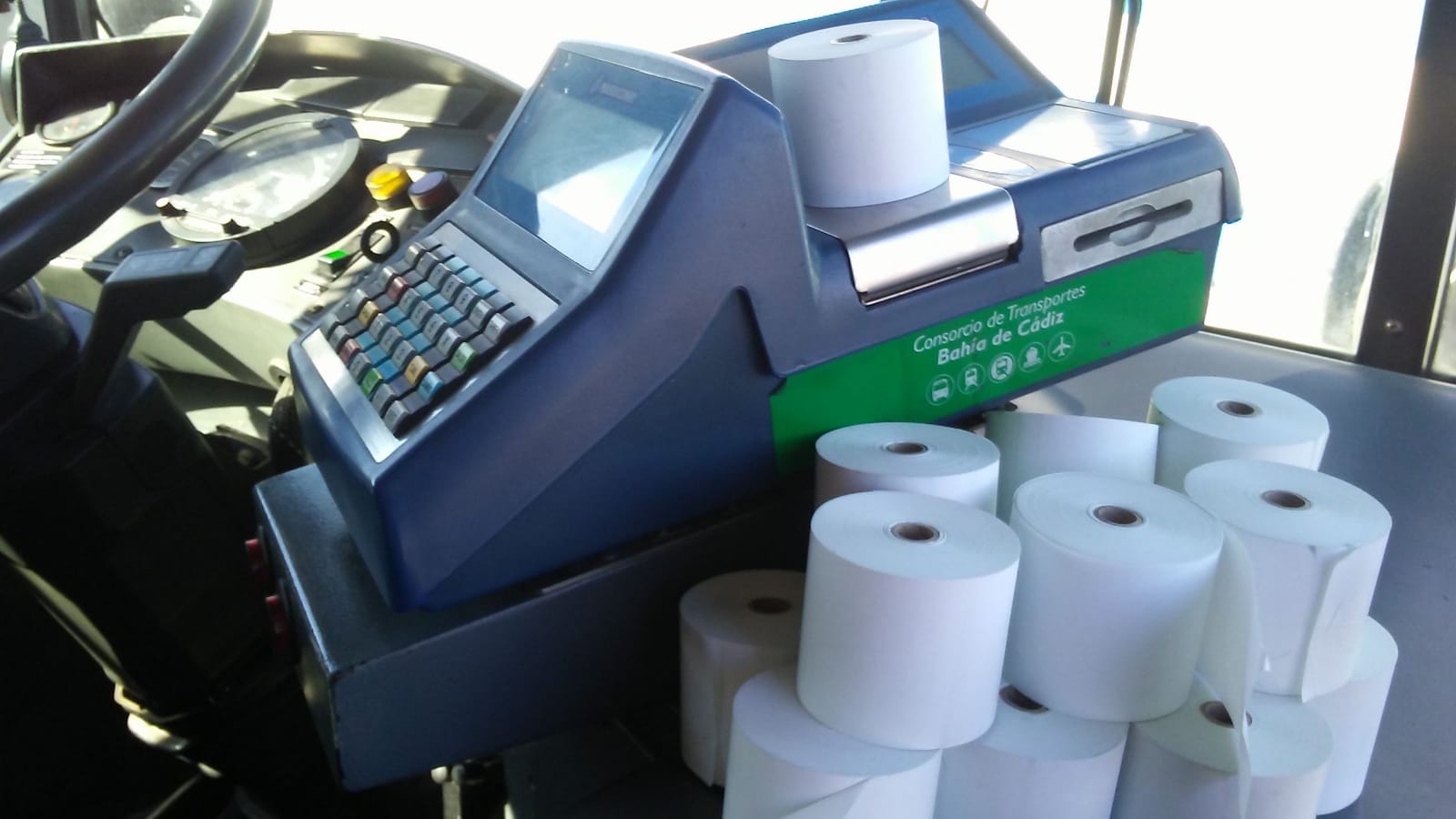 Imagen de rollos térmicos de papel